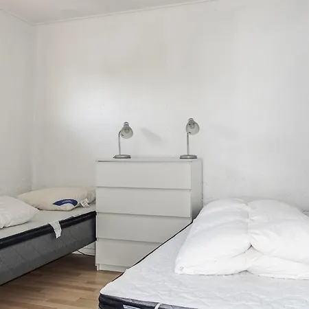 Awesome In With 3 Bedrooms And Wifi Apartman